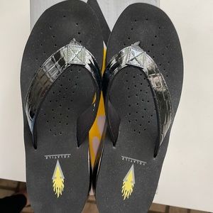 Volatile Black Sandals New Size 7